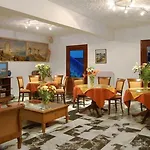 Apartahotel Barbouni & 2*