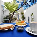 Apartahotel Barbouni &