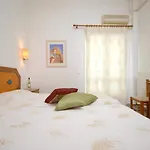Barbouni & Apartahotel
