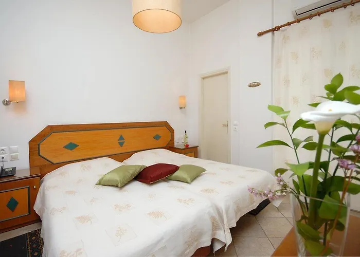 Barbouni & Apartmanhotel Naxos City