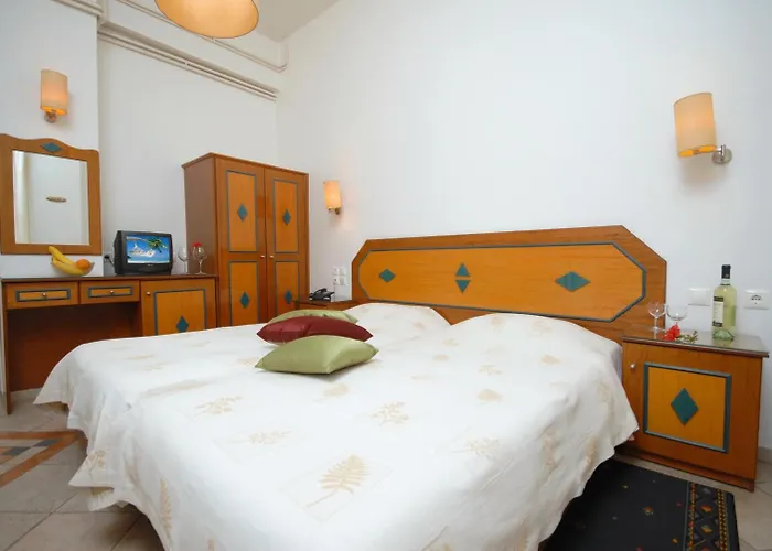 Barbouni & Apartmanhotel