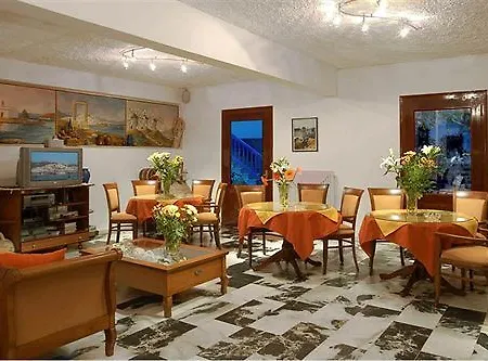 Aparthotel Barbouni &