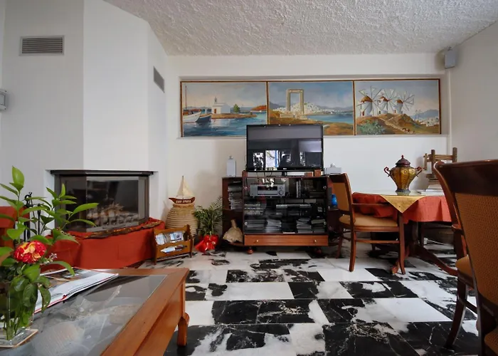 Апарт-отель Barbouni & Naxos City